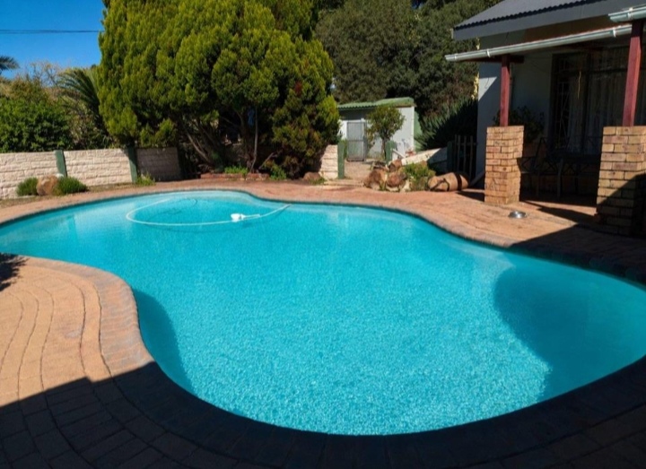 4 Bedroom Property for Sale in Roosheuwel North West